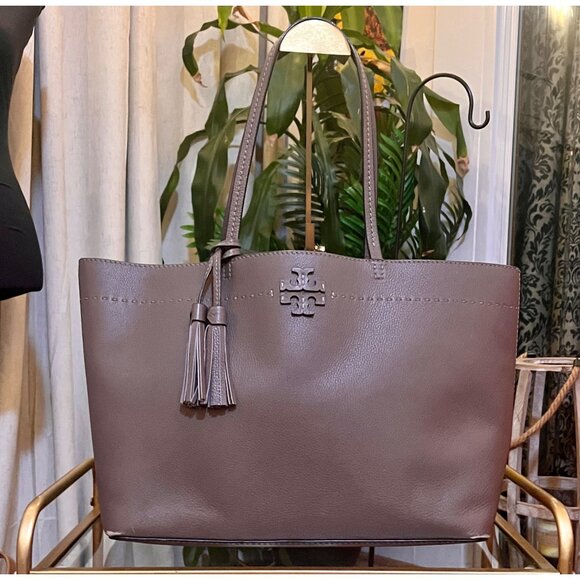 ✺ AUTHENTIC TORY BURCH TAUPE MCGRAW SHOULDER BAG - Picture 2 of 13